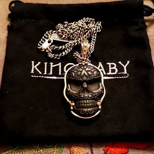 King baby large baroque jet skull